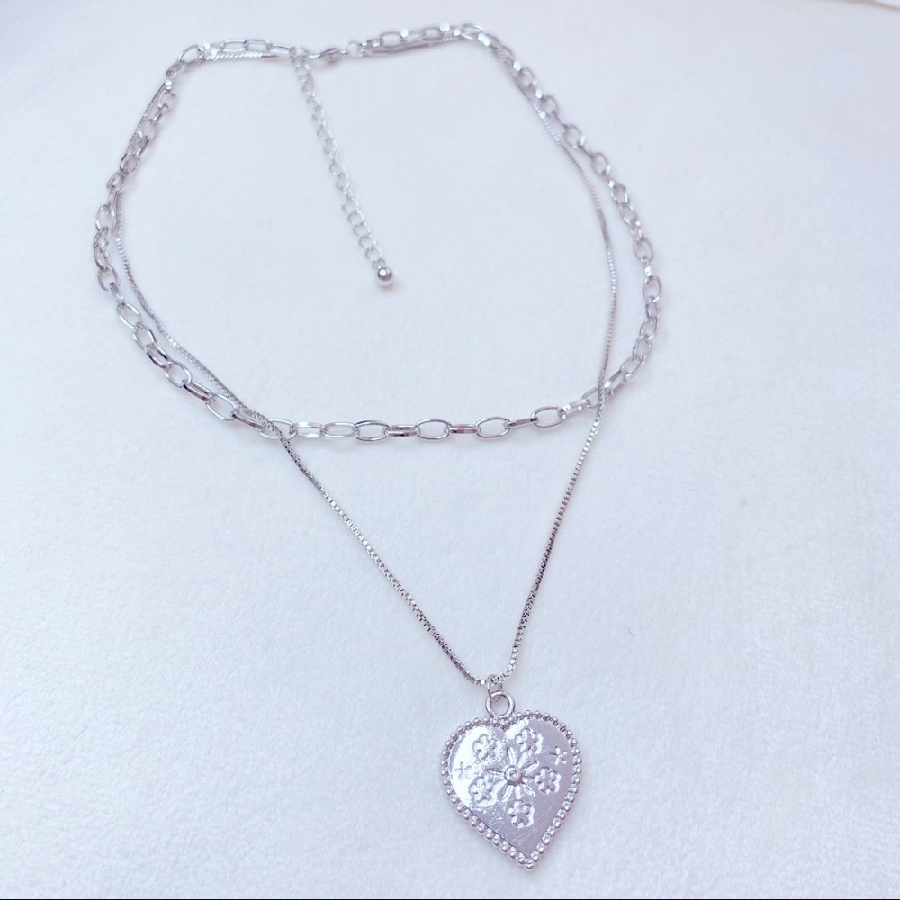❣️$25/3❣️ Sliver Plated Heart Pendant Double Chains Necklace - Picture 4 of 14